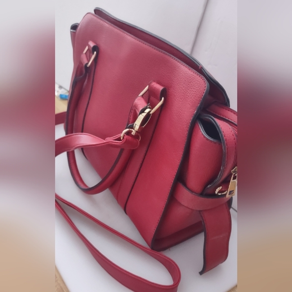 Just Fab Large Satchel Hand Shoulder Bag Gorgeous  Red EUC lot of details - Picture 2 of 11